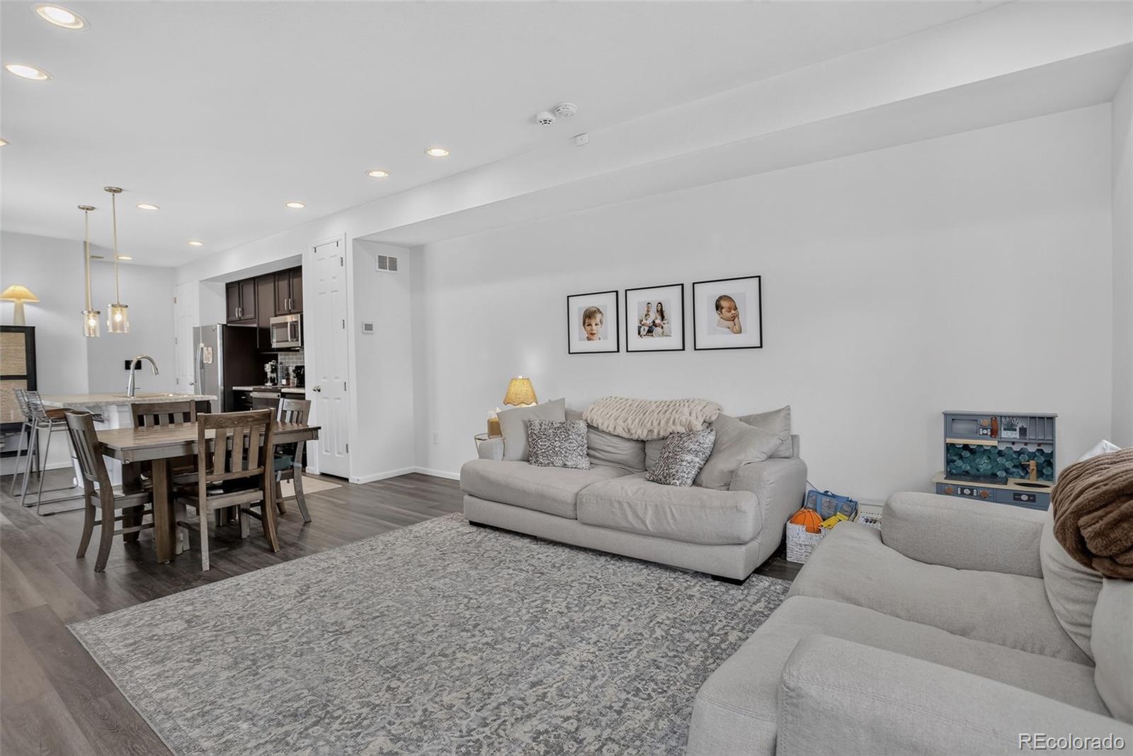 MLS Image #8 for 1657 s andes way,aurora, Colorado