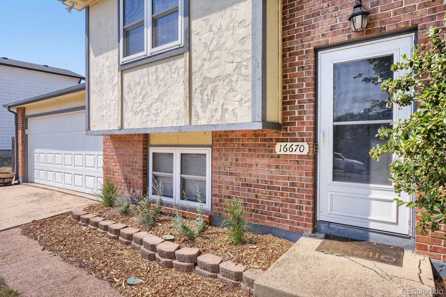 MLS Image #2 for 16670 e tufts avenue,aurora, Colorado