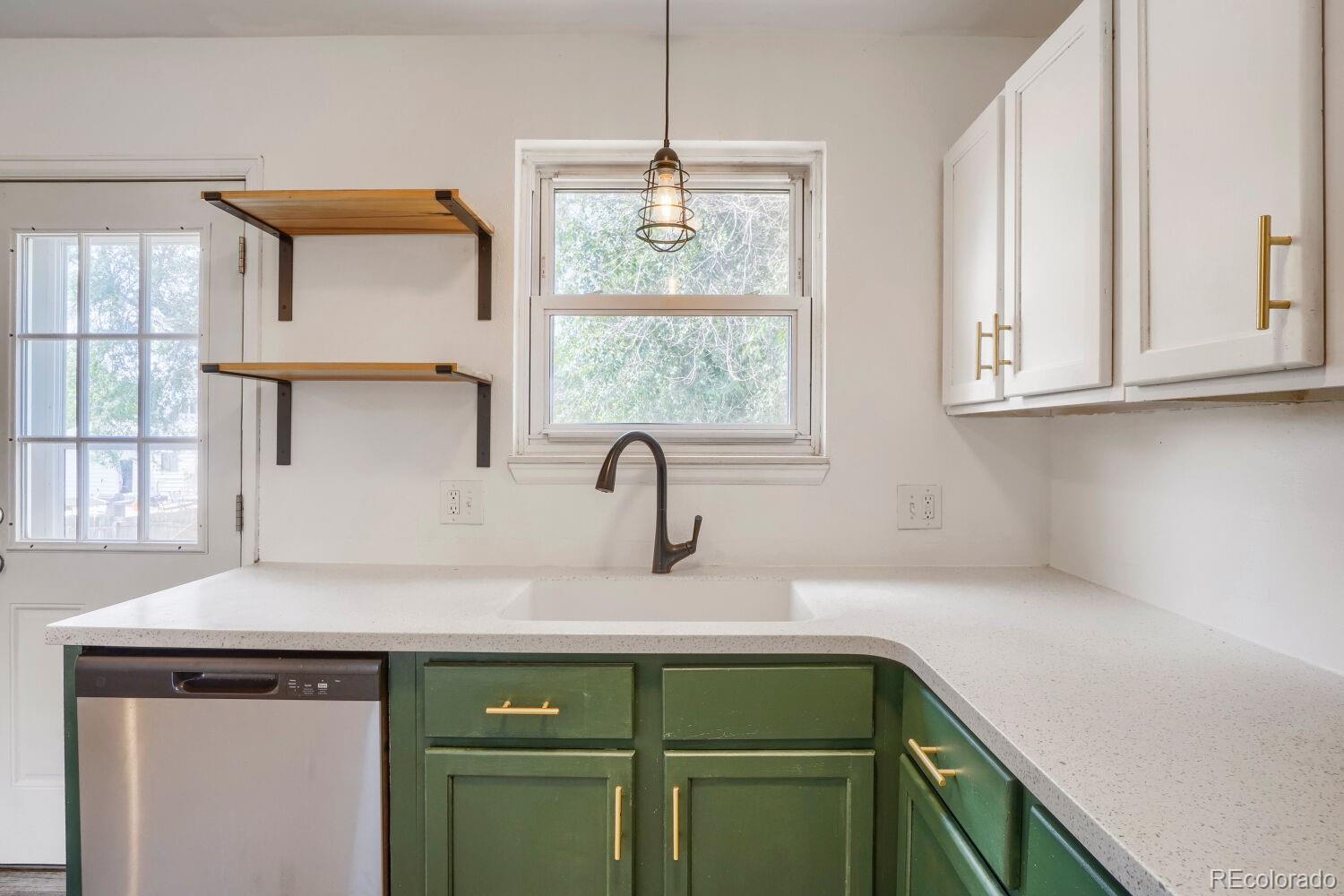 MLS Image #4 for 16670 e tufts avenue,aurora, Colorado