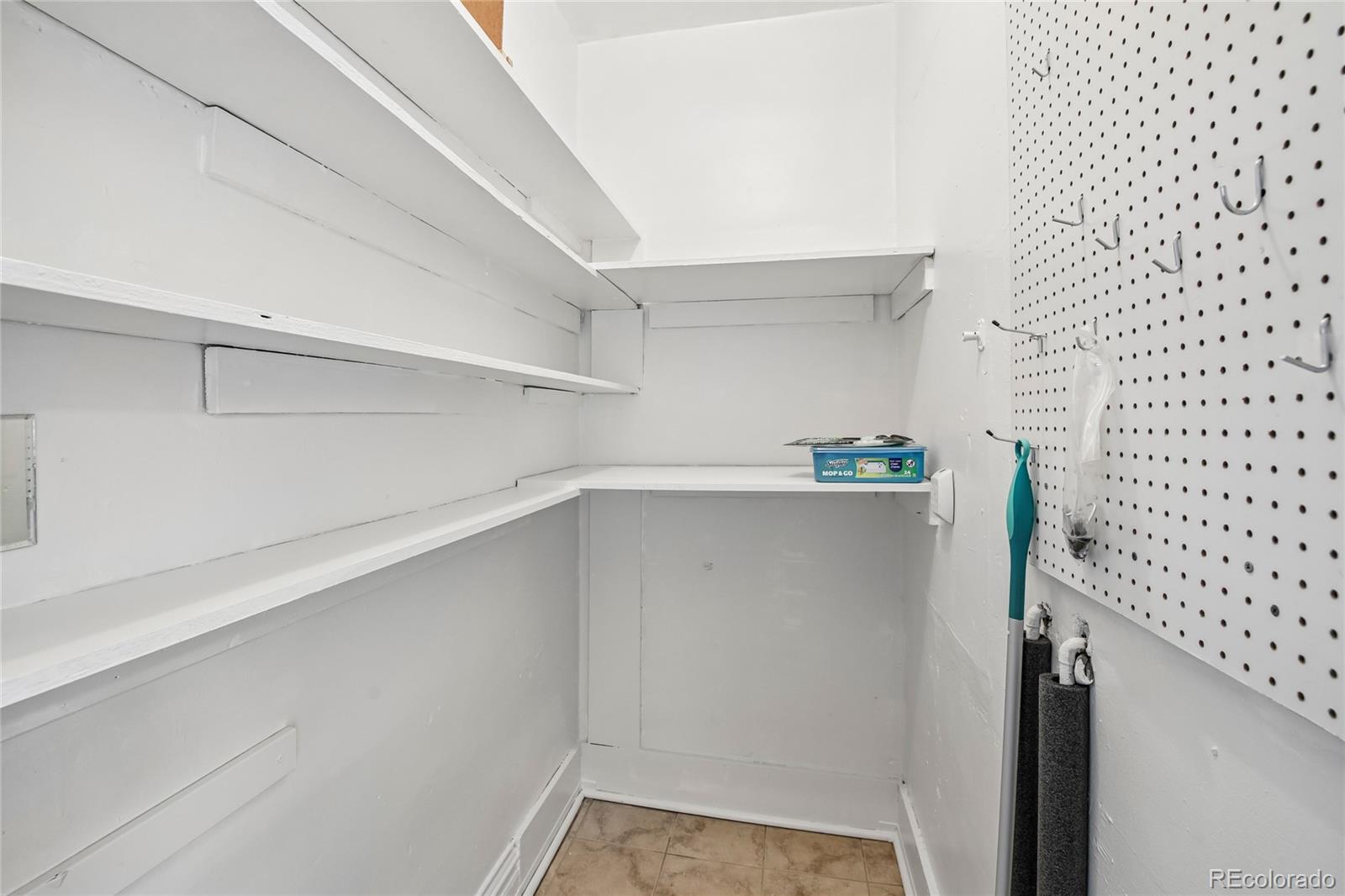 MLS Image #26 for 3034 n race street,denver, Colorado