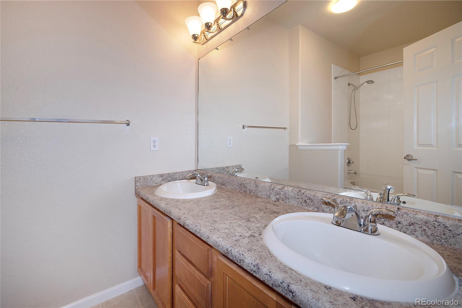 MLS Image #12 for 15700 e jamison drive,englewood, Colorado
