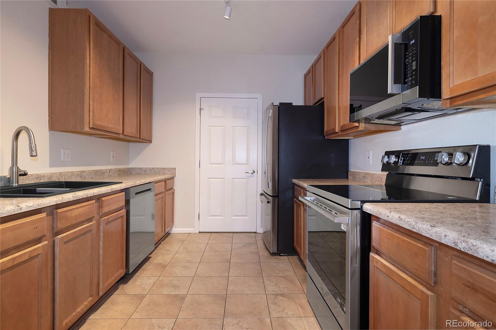 MLS Image #6 for 15700 e jamison drive,englewood, Colorado