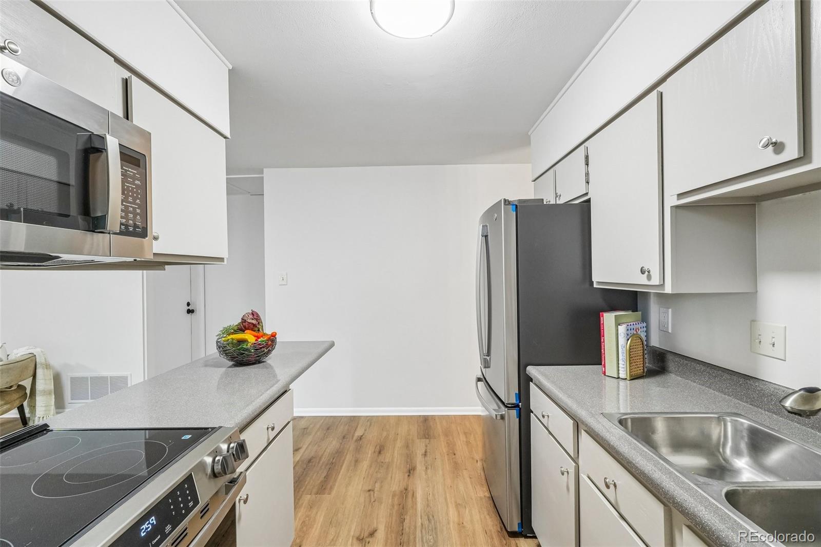 MLS Image #15 for 17163 e brown circle,aurora, Colorado