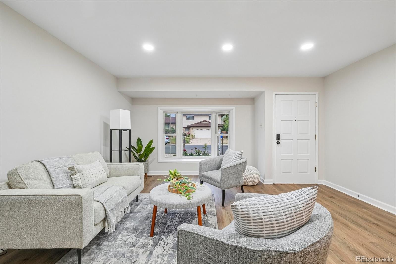MLS Image #4 for 17163 e brown circle,aurora, Colorado