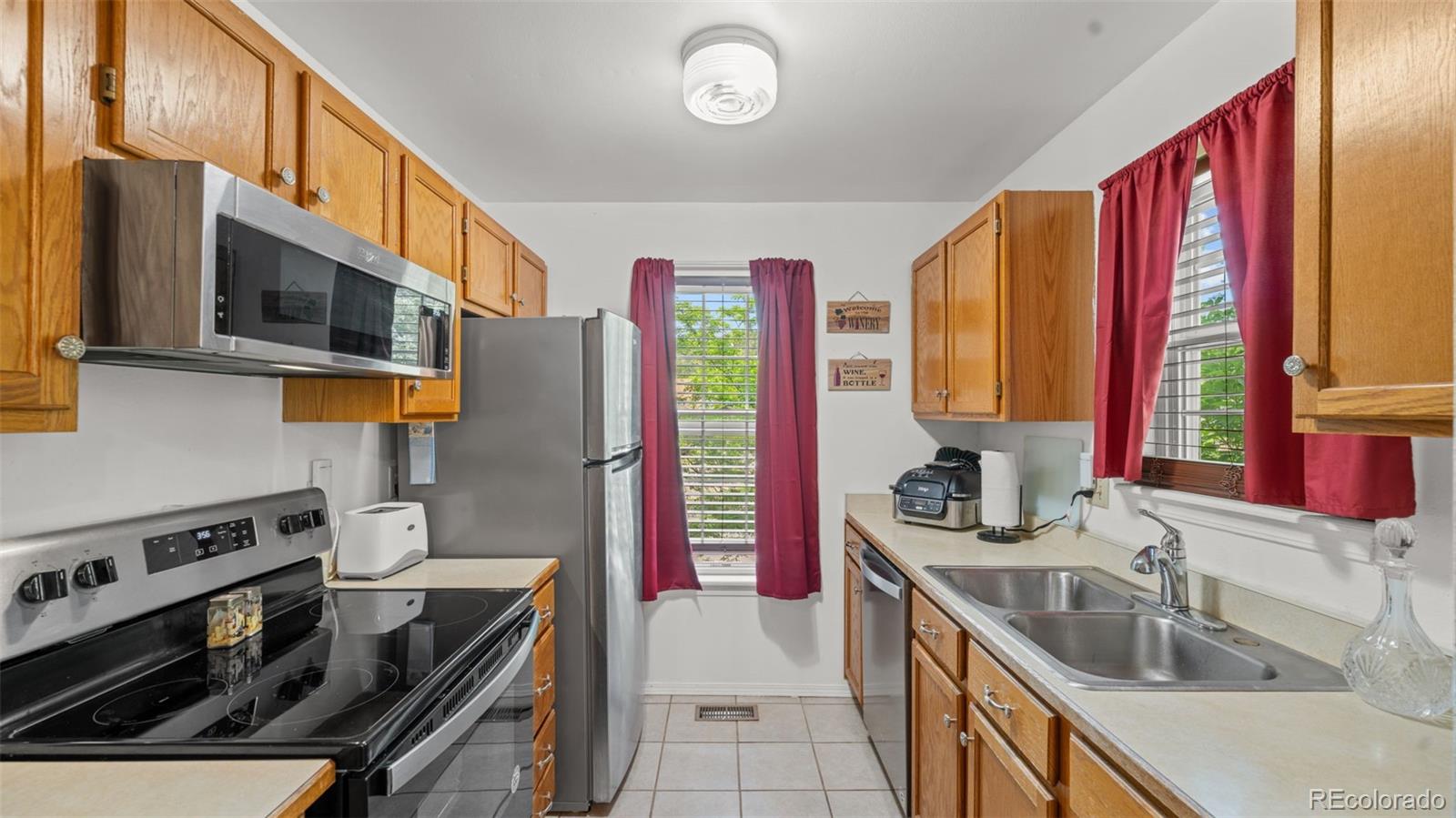 MLS Image #7 for 2338  troy court,colorado springs, Colorado
