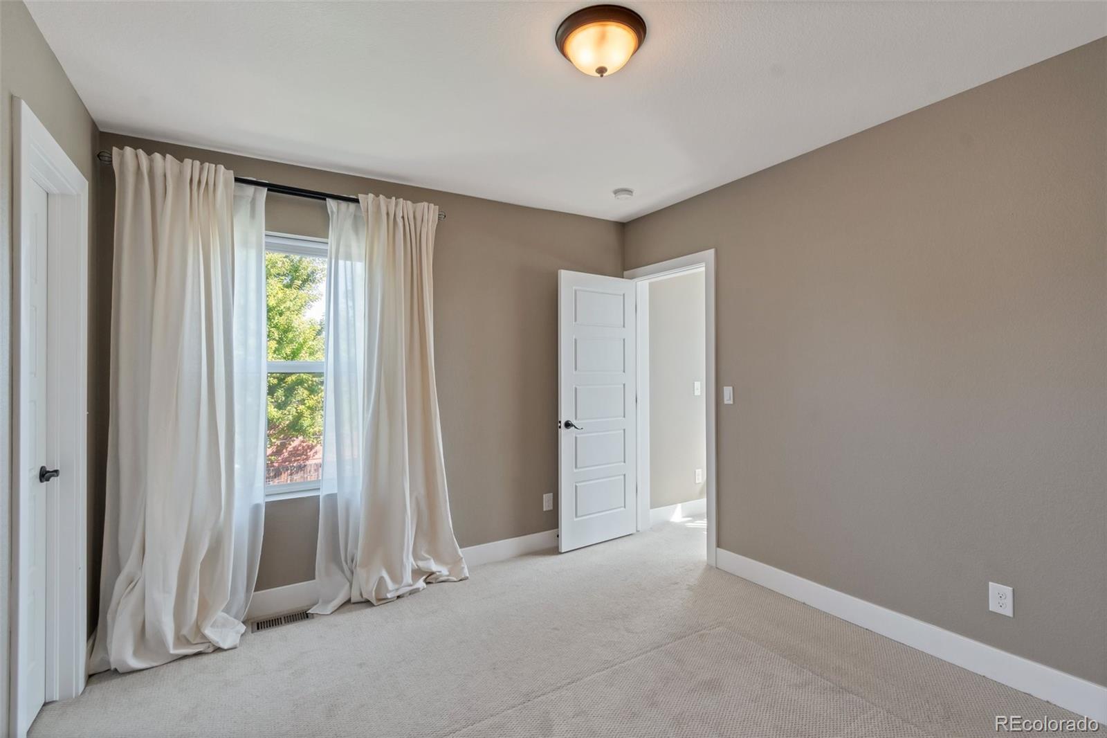 MLS Image #22 for 1581 s ogden street,denver, Colorado