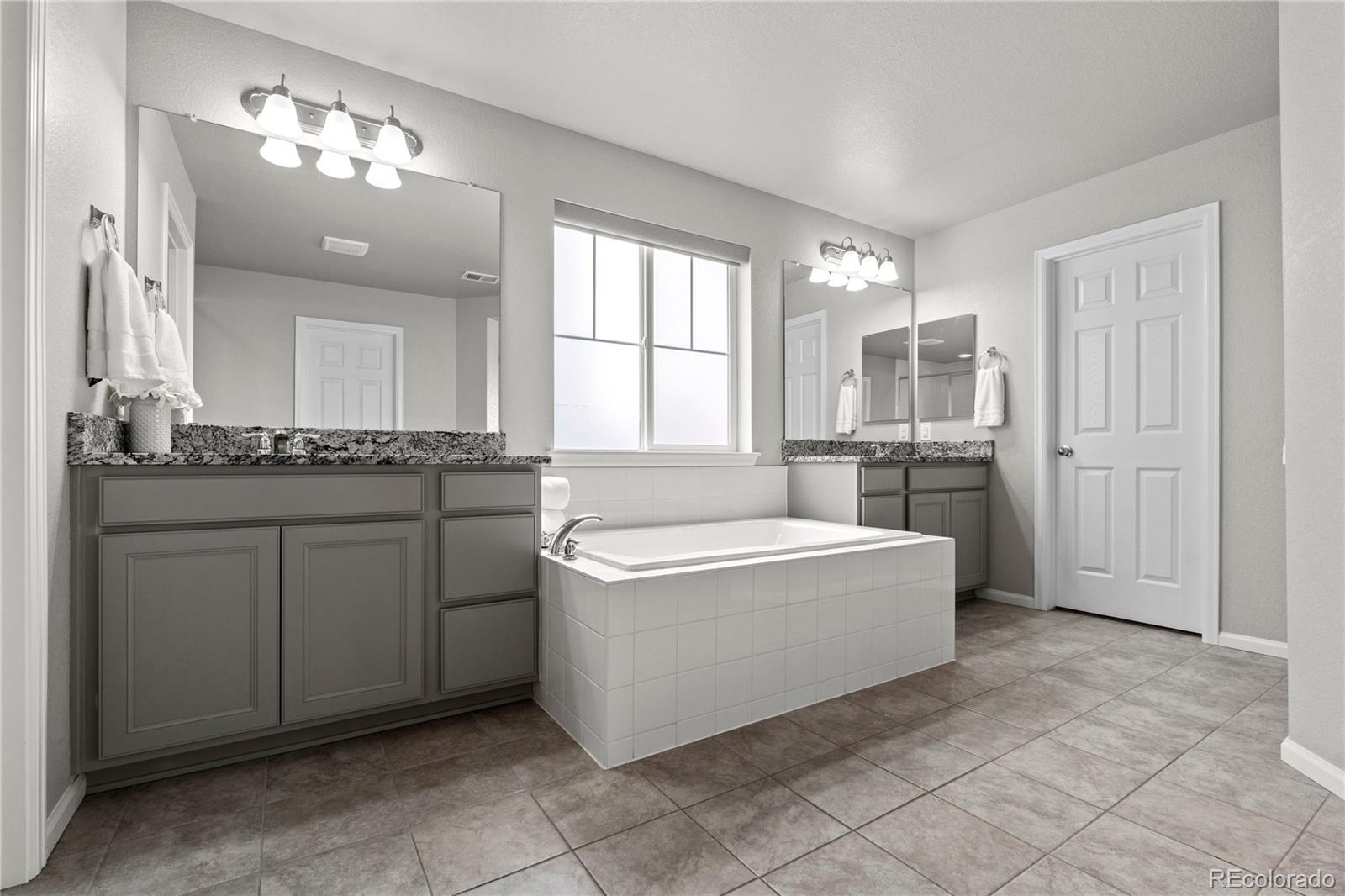 MLS Image #16 for 7013 s uriah street,aurora, Colorado
