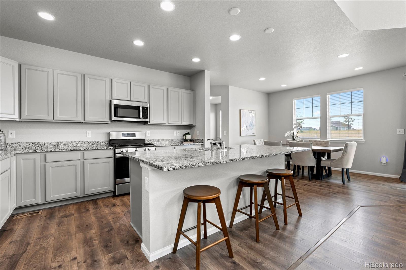 MLS Image #7 for 7013 s uriah street,aurora, Colorado