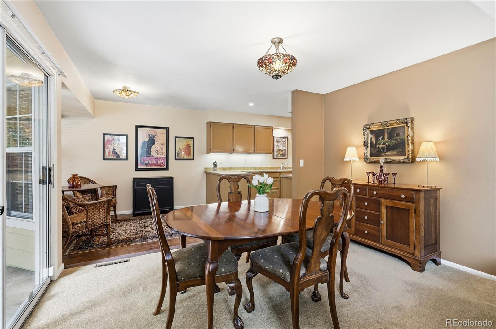 MLS Image #11 for 1570 s roslyn street,denver, Colorado