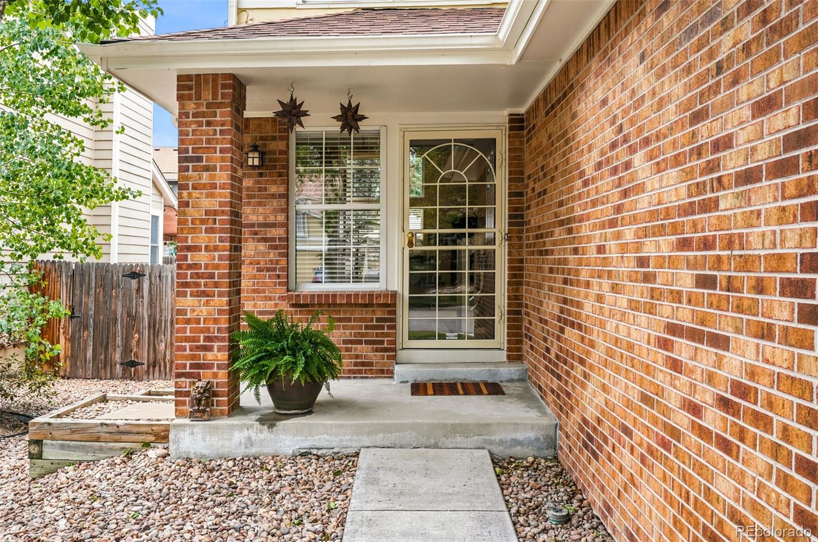 MLS Image #2 for 1570 s roslyn street,denver, Colorado