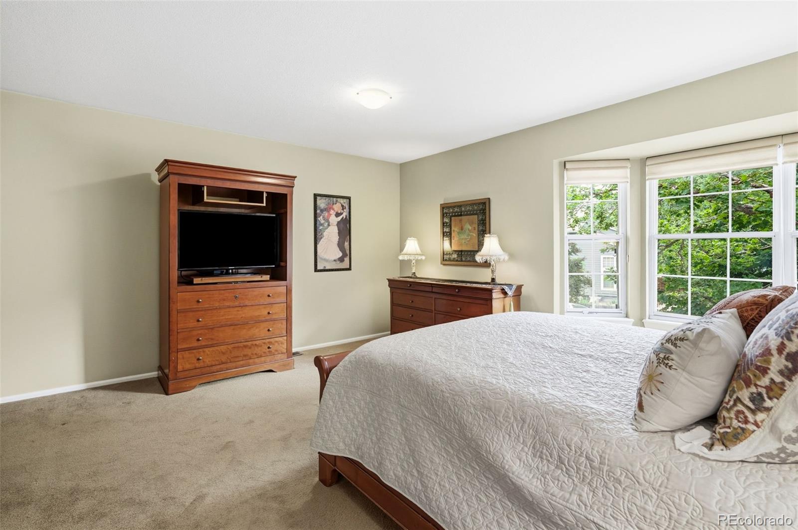 MLS Image #25 for 1570 s roslyn street,denver, Colorado