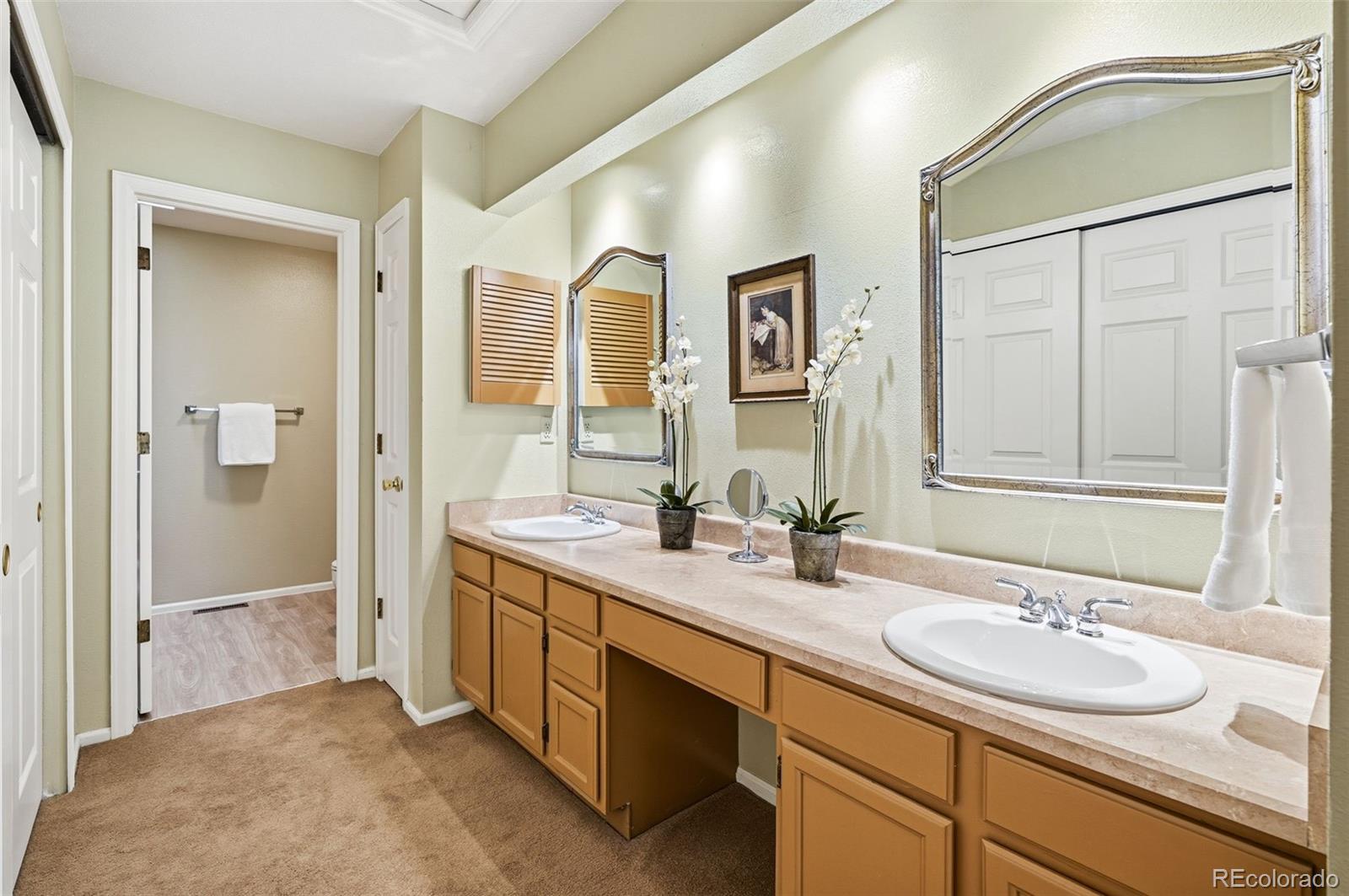 MLS Image #28 for 1570 s roslyn street,denver, Colorado