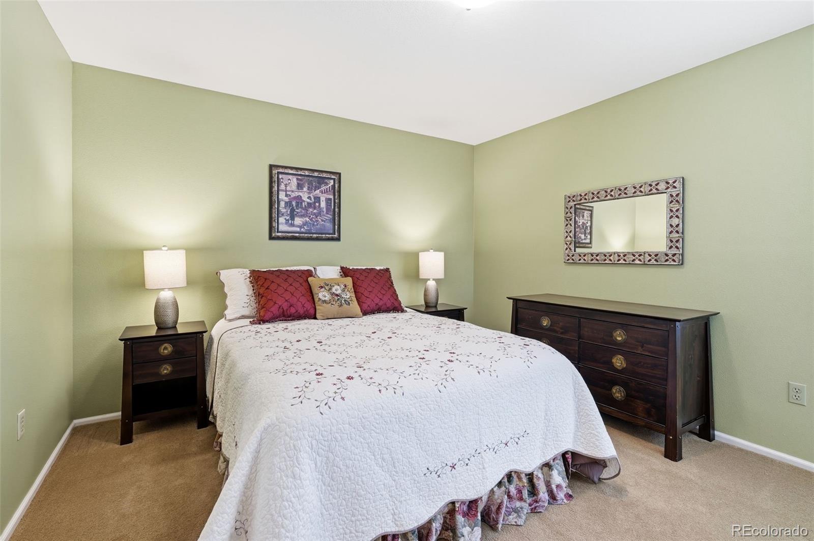 MLS Image #30 for 1570 s roslyn street,denver, Colorado