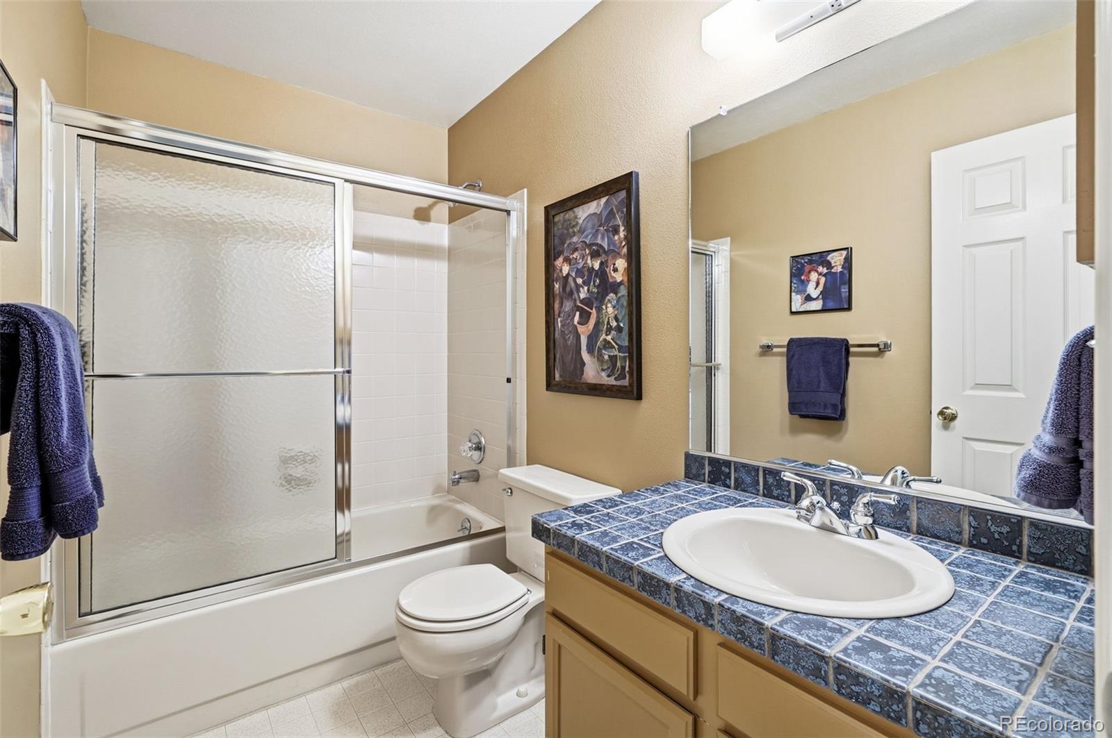 MLS Image #33 for 1570 s roslyn street,denver, Colorado