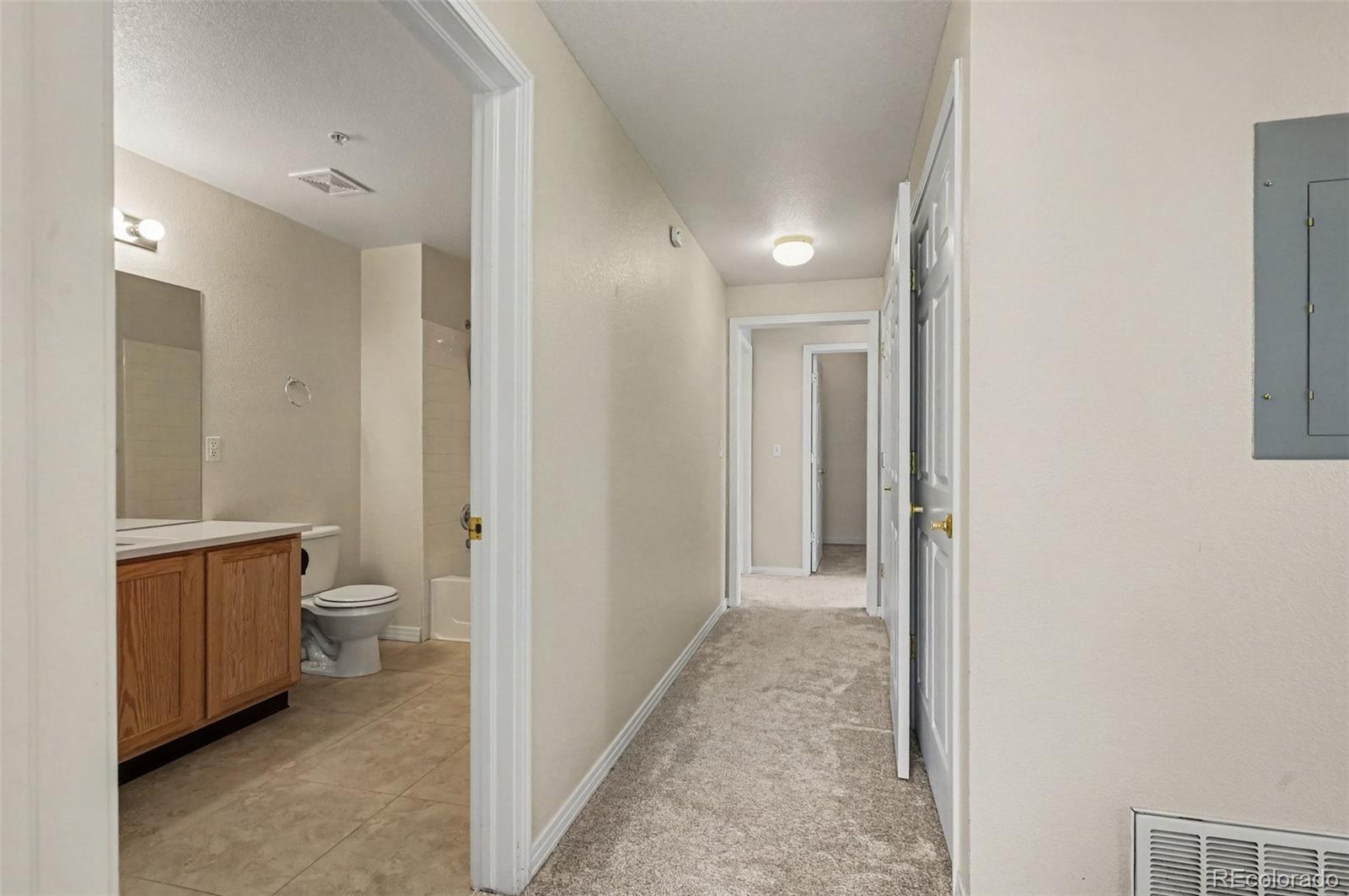 MLS Image #11 for 9307  amison circle 102,parker, Colorado
