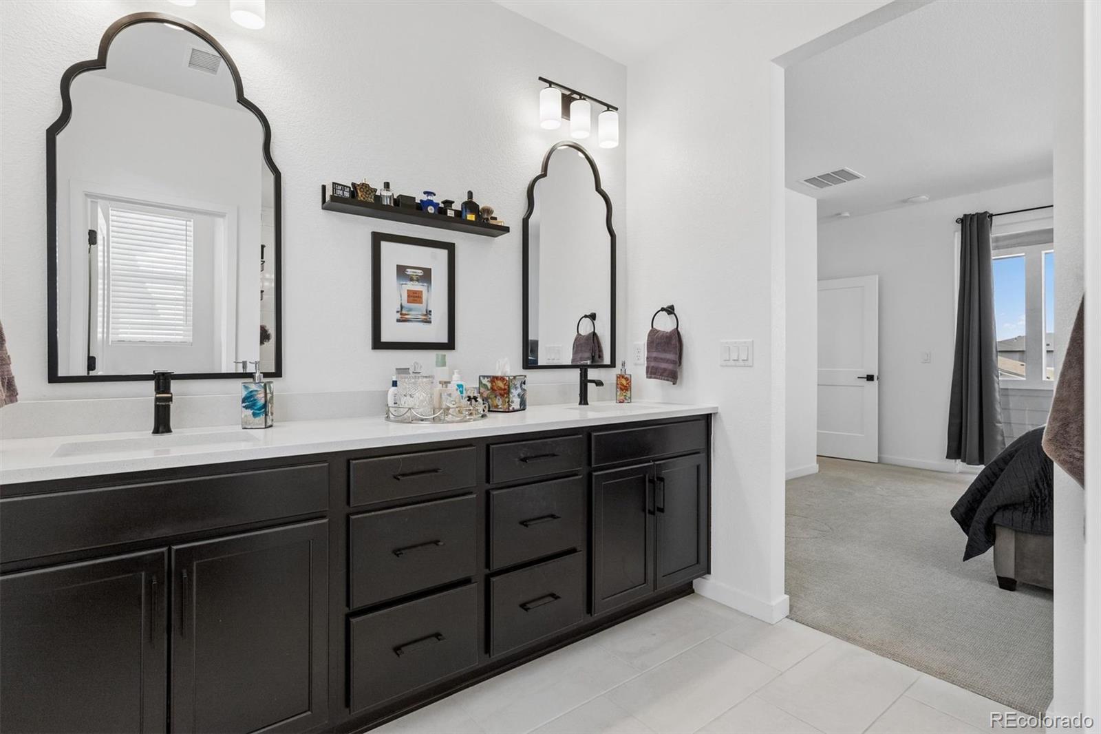 MLS Image #11 for 11988  amplify circle,lone tree, Colorado