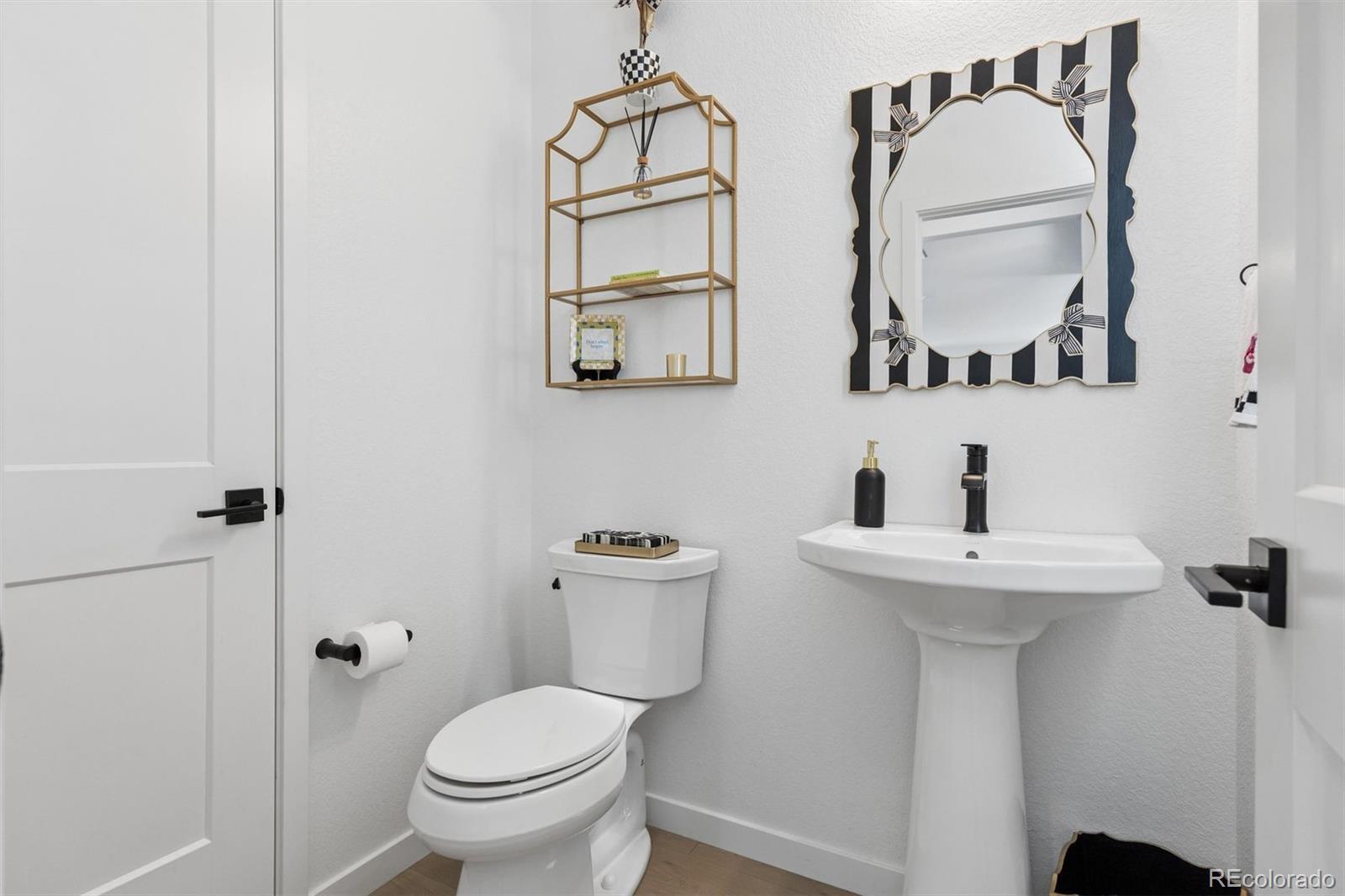 MLS Image #14 for 11988  amplify circle,lone tree, Colorado