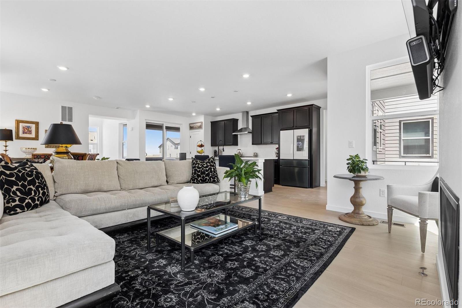 MLS Image #5 for 11988  amplify circle,lone tree, Colorado