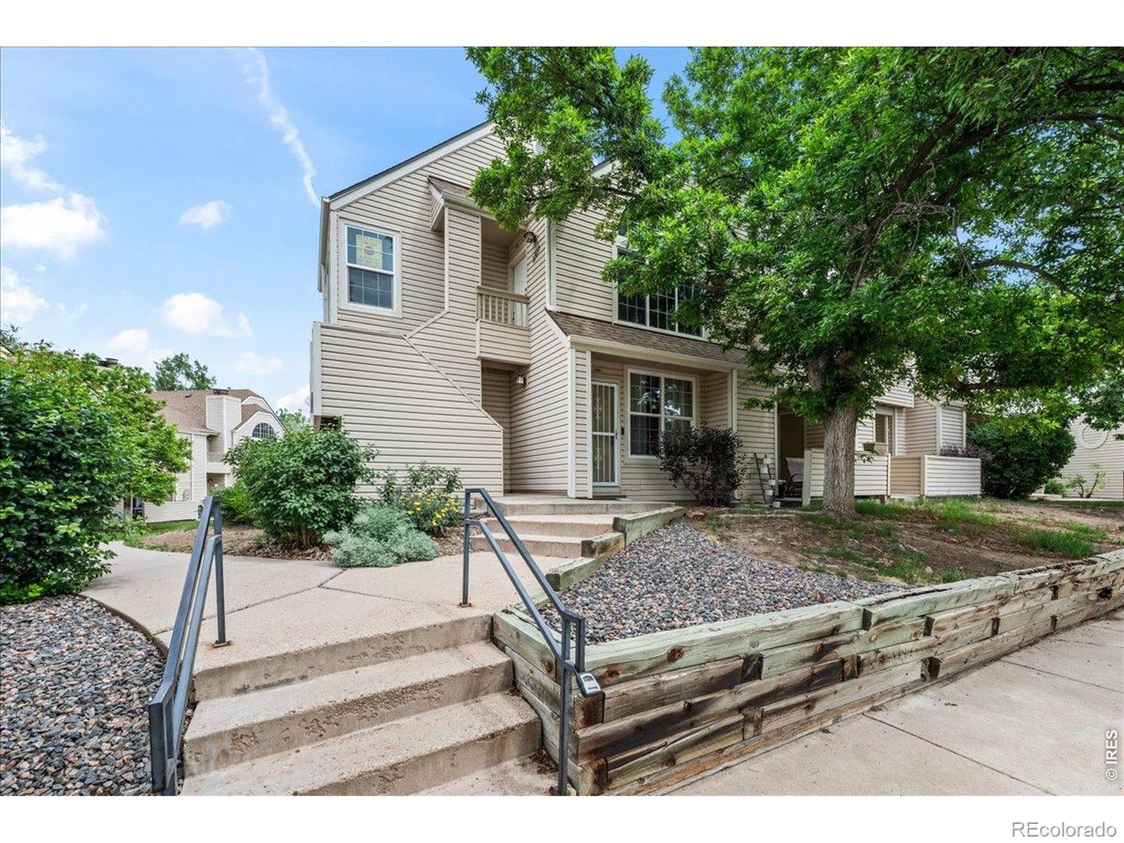 MLS Image #1 for 989 s miller street 204,lakewood, Colorado