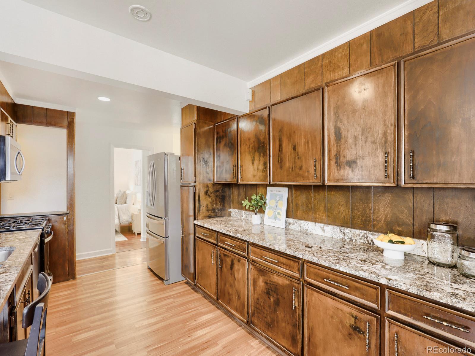 MLS Image #8 for 810  oswego street,aurora, Colorado