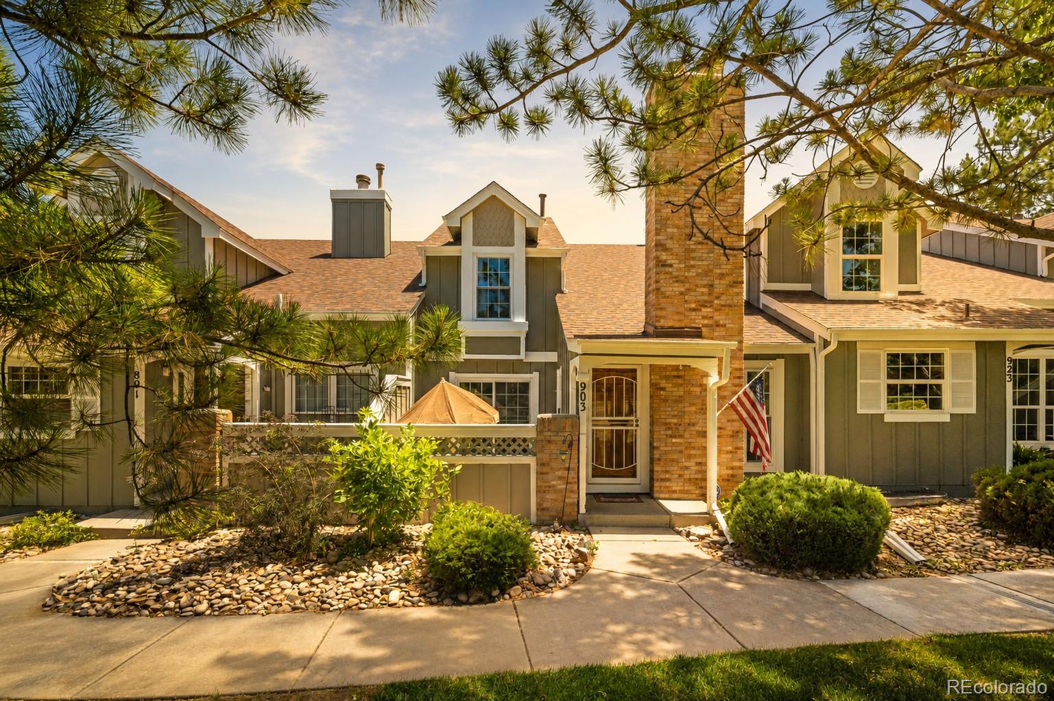 MLS Image #0 for 903 s fairplay street ,aurora, Colorado