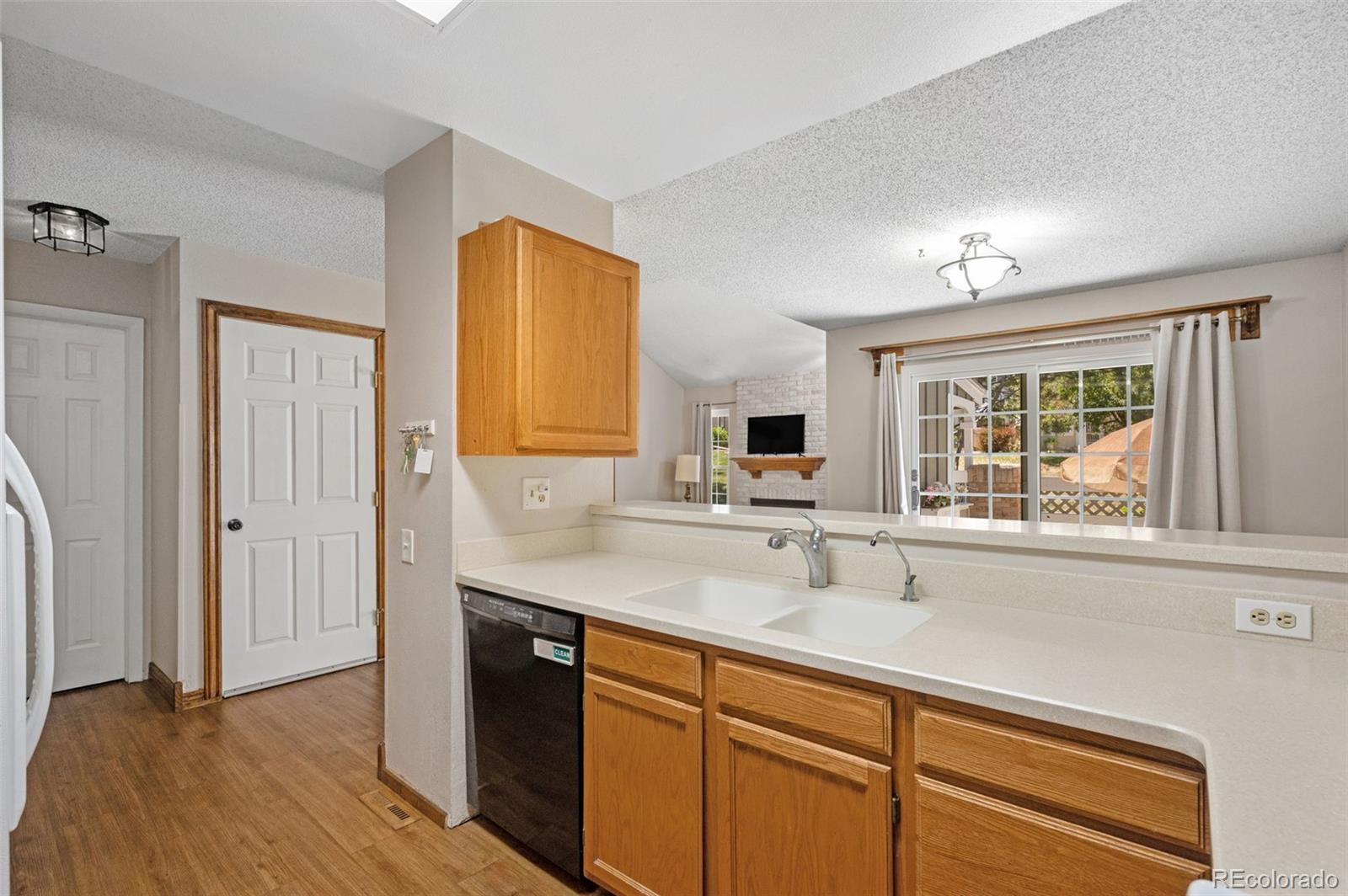 MLS Image #10 for 903 s fairplay street ,aurora, Colorado
