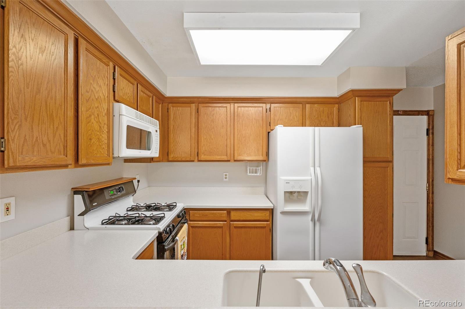 MLS Image #9 for 903 s fairplay street ,aurora, Colorado