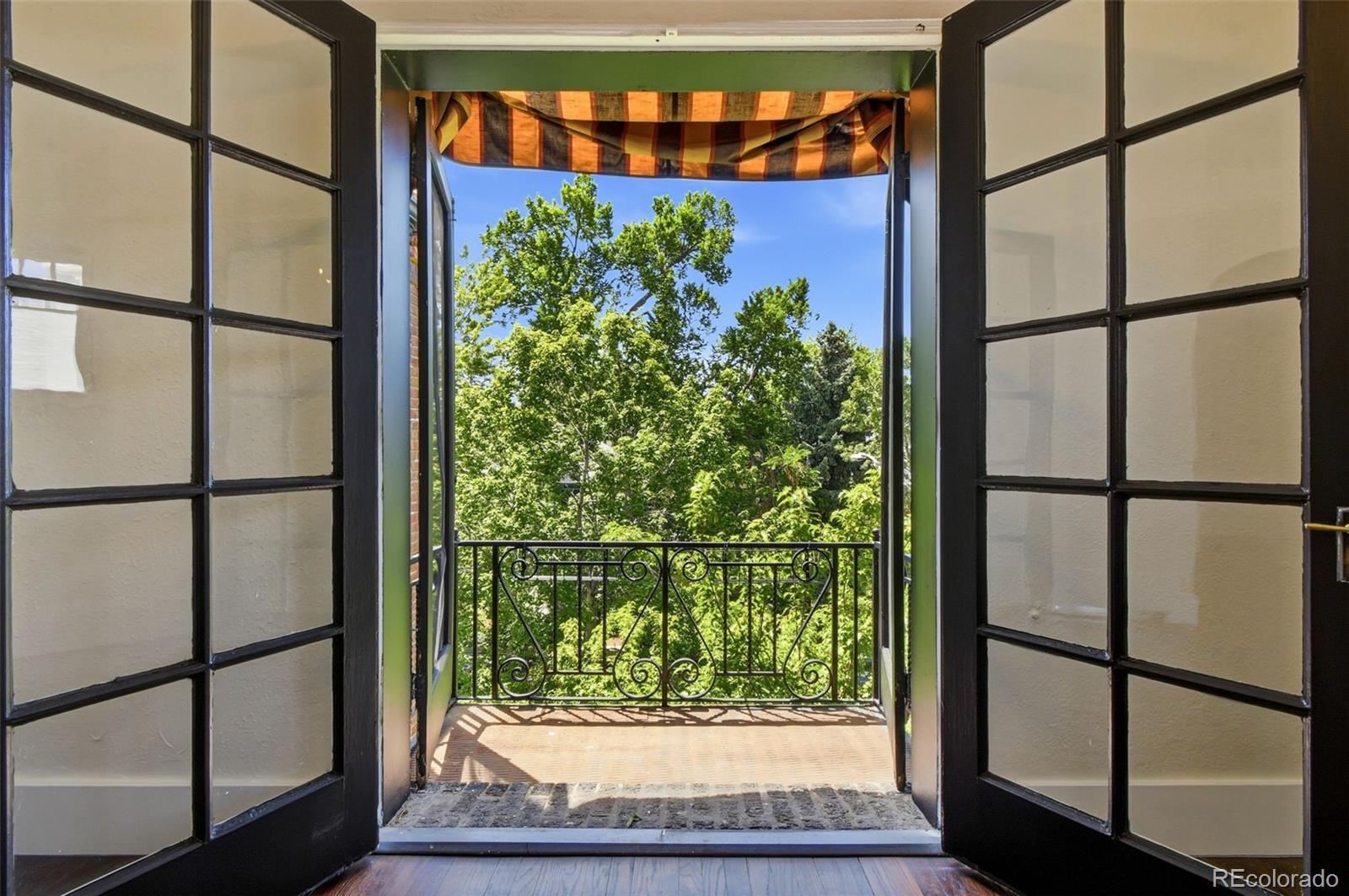 MLS Image #10 for 820 n humboldt street,denver, Colorado