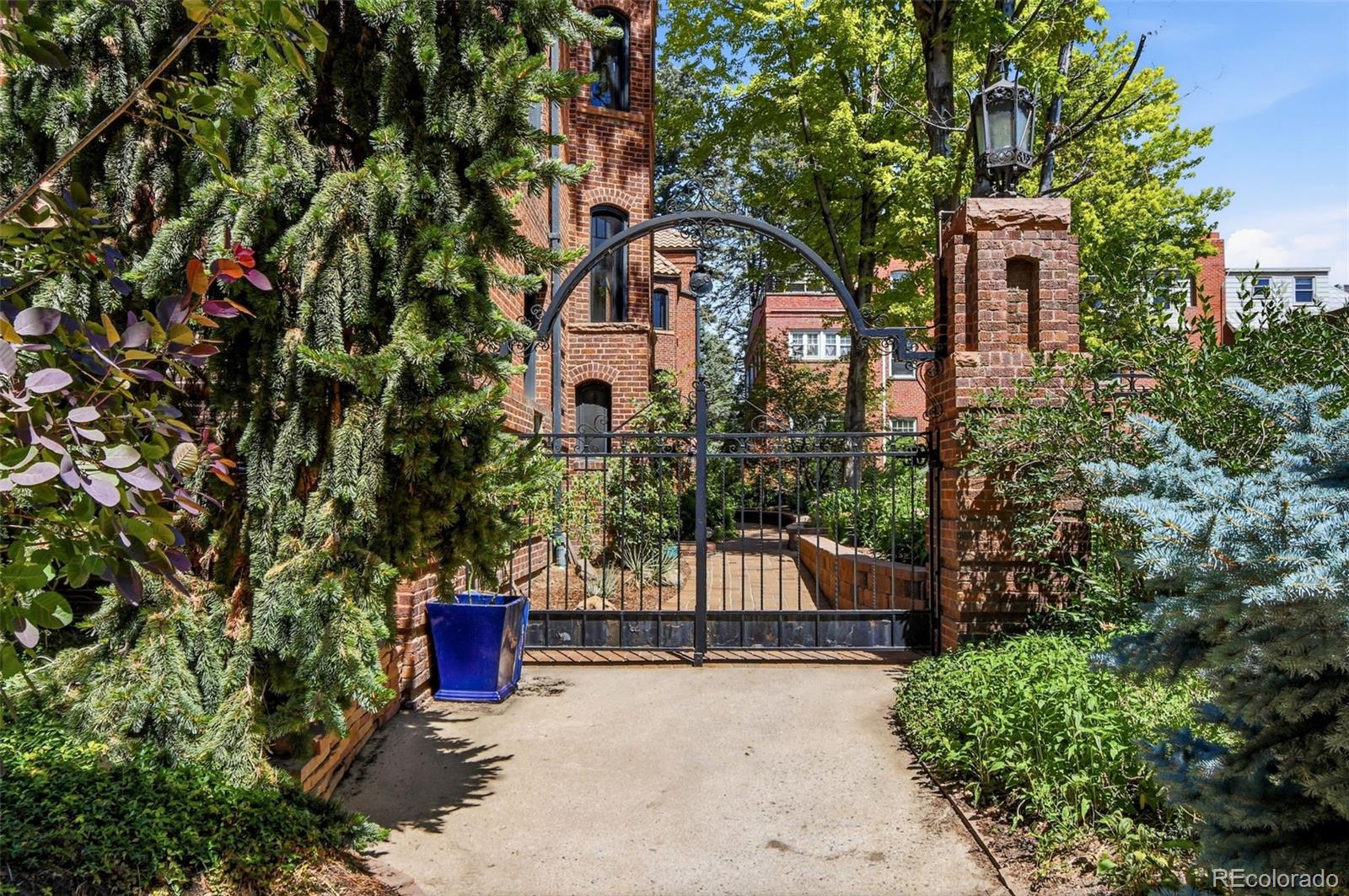 MLS Image #2 for 820 n humboldt street,denver, Colorado