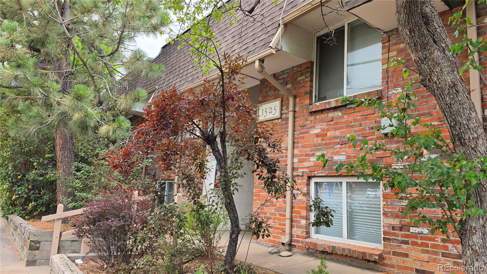 MLS Image #18 for 1525 s holly street,denver, Colorado