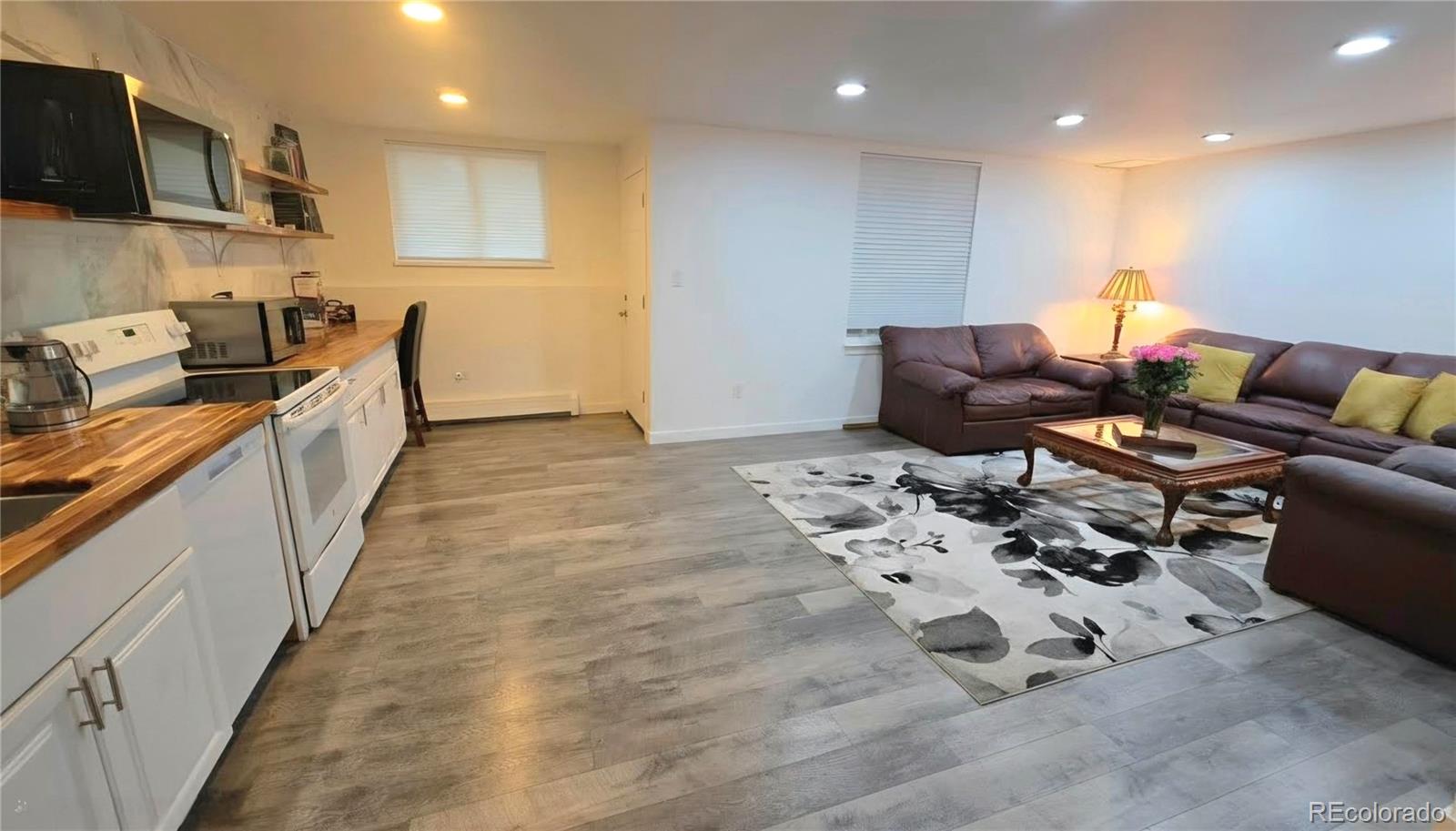 MLS Image #2 for 1525 s holly street,denver, Colorado