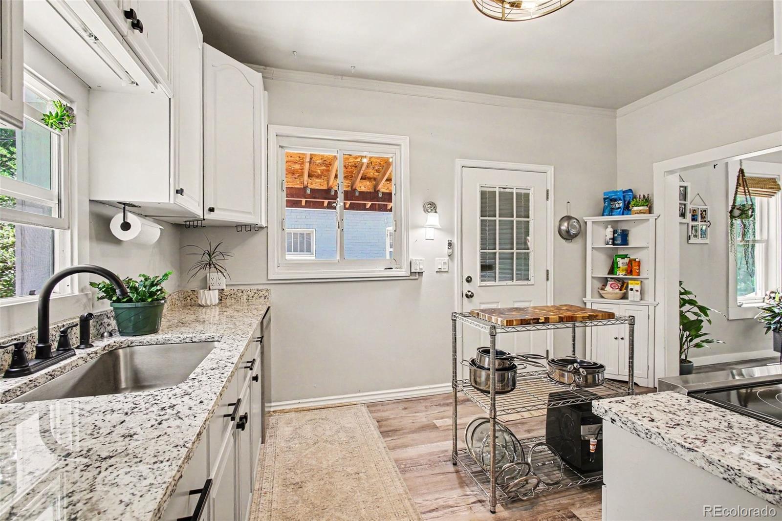 MLS Image #7 for 225 n cedar street,colorado springs, Colorado