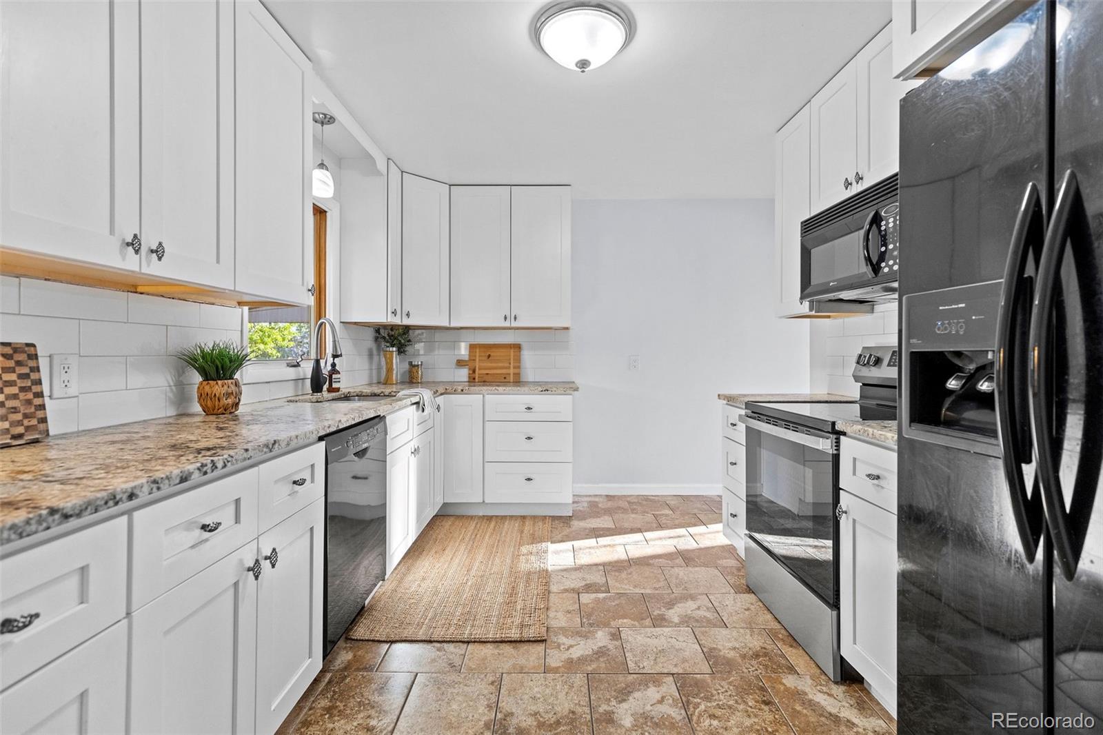 MLS Image #16 for 1333  lincoln street,longmont, Colorado