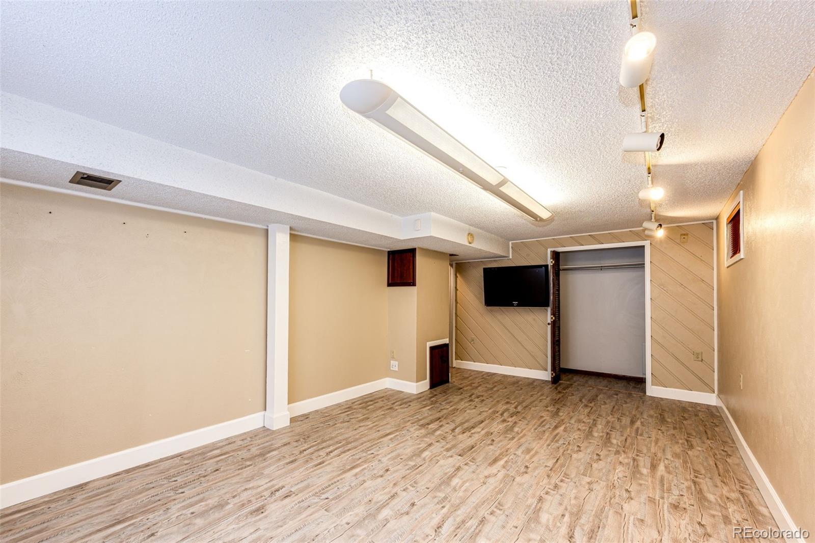 MLS Image #32 for 2624 s field street,lakewood, Colorado