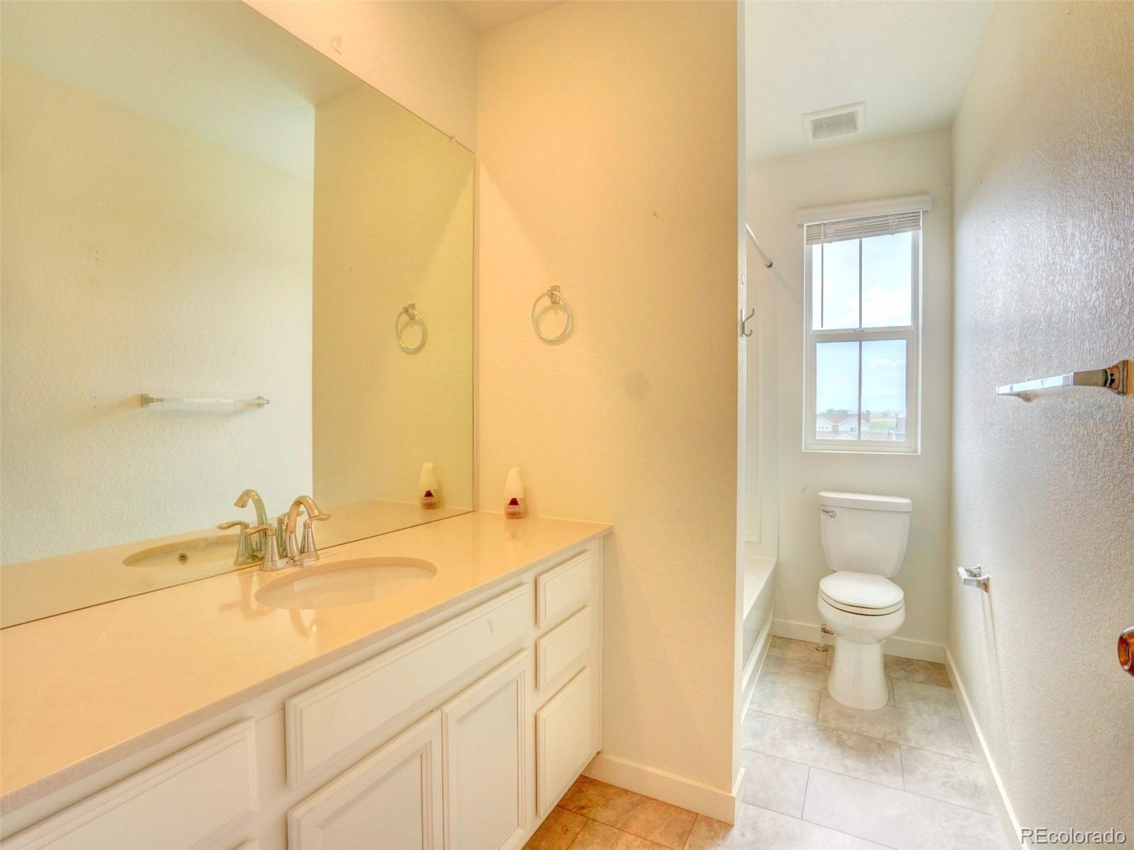 MLS Image #31 for 797  harvard street,johnstown, Colorado