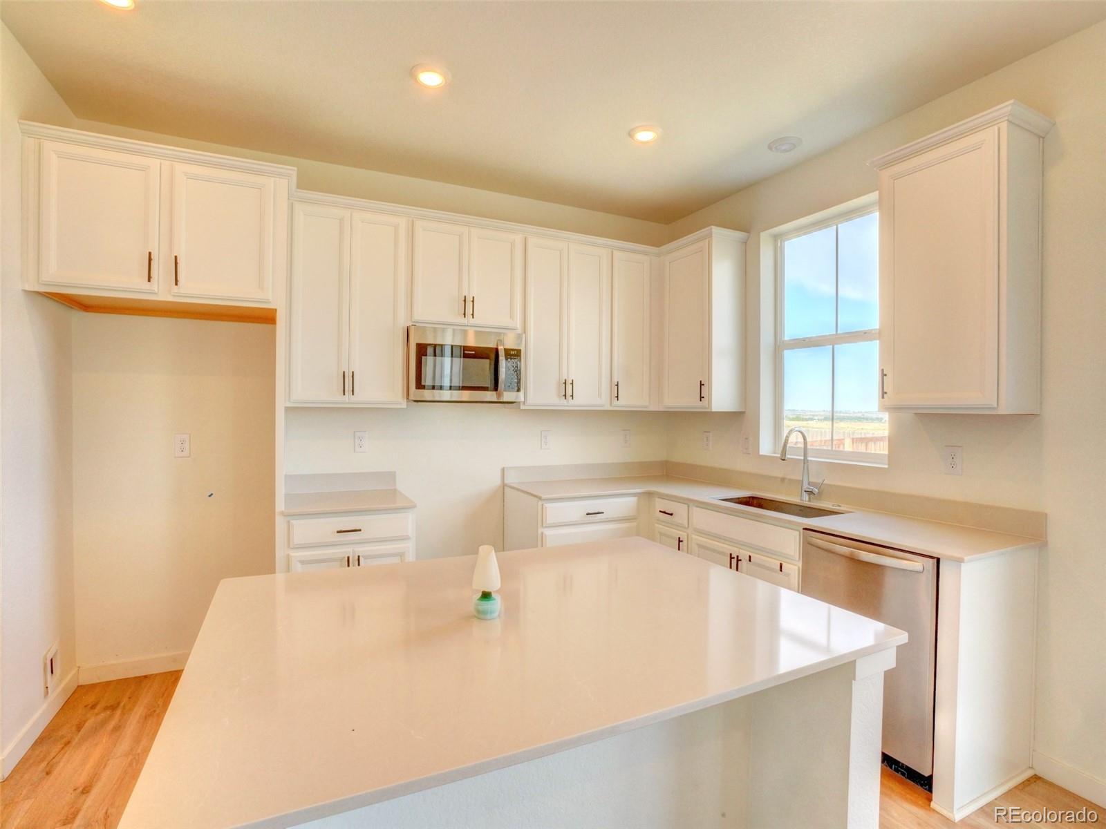 MLS Image #8 for 797  harvard street,johnstown, Colorado