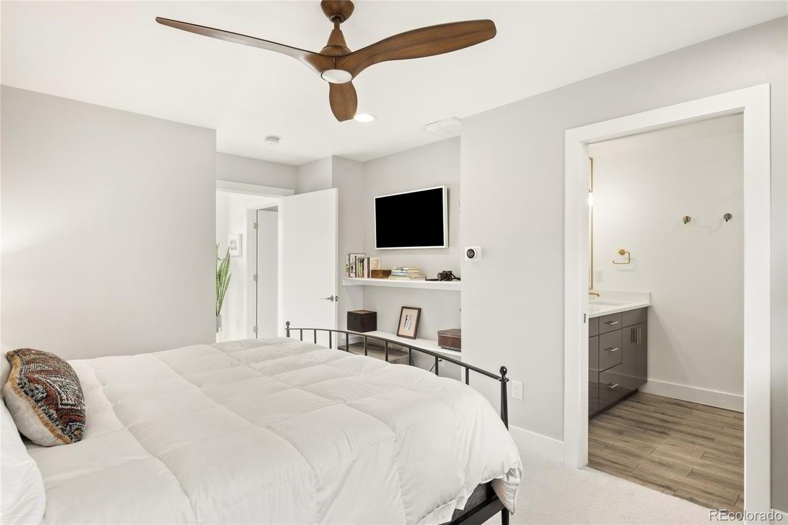 MLS Image #18 for 73 n pennsylvania street,denver, Colorado