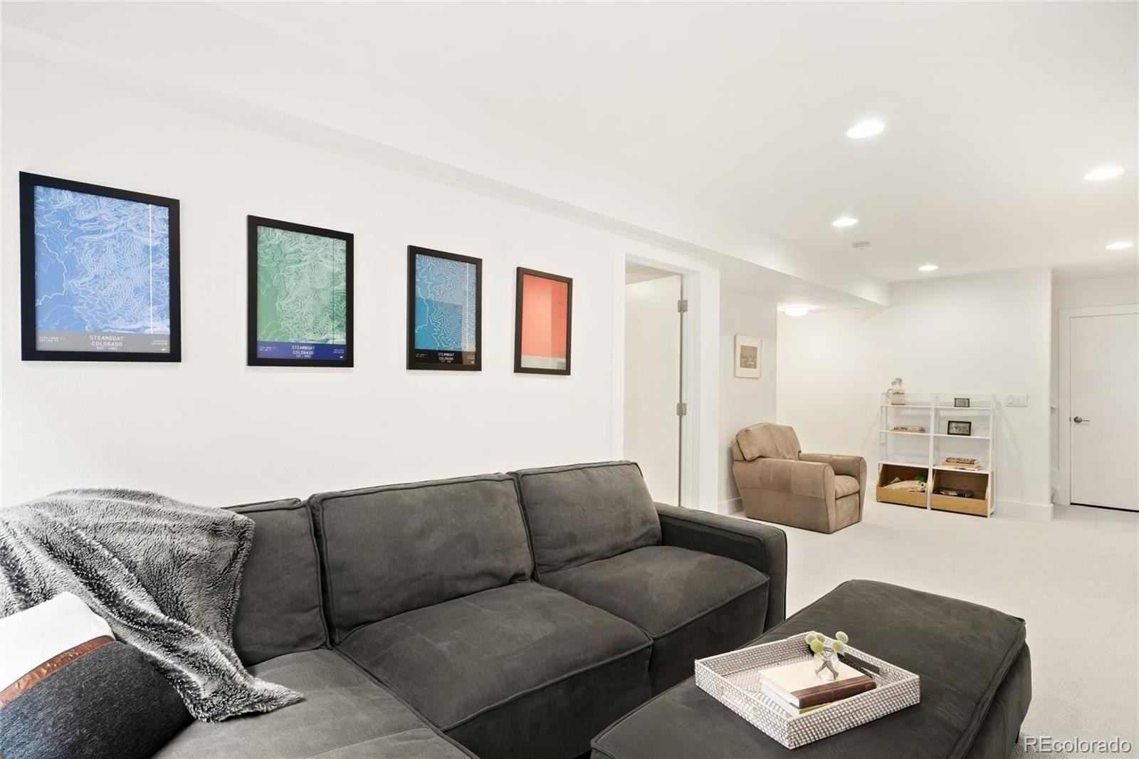 MLS Image #30 for 73 n pennsylvania street,denver, Colorado