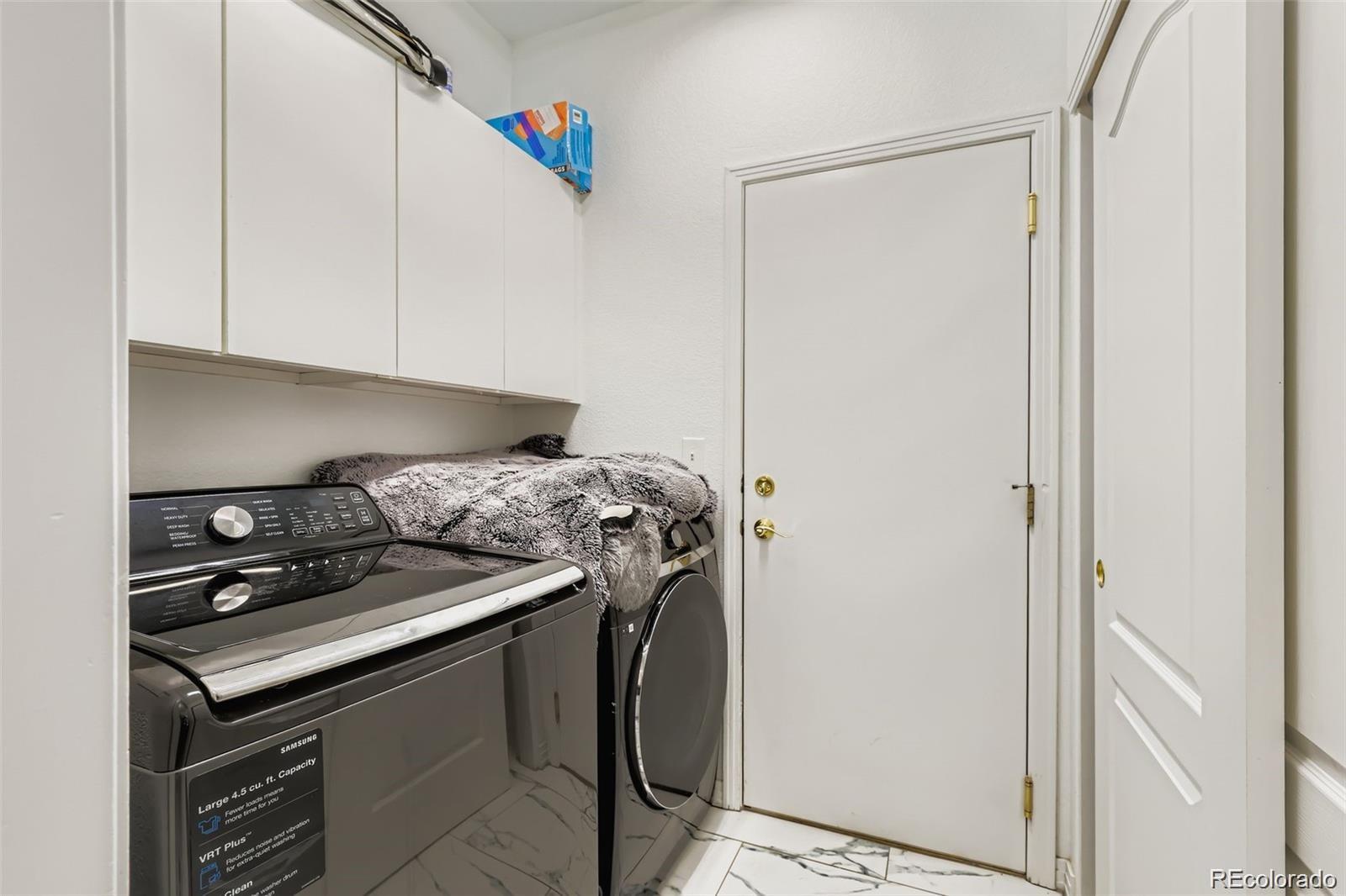 MLS Image #12 for 8407 s parfet court,littleton, Colorado