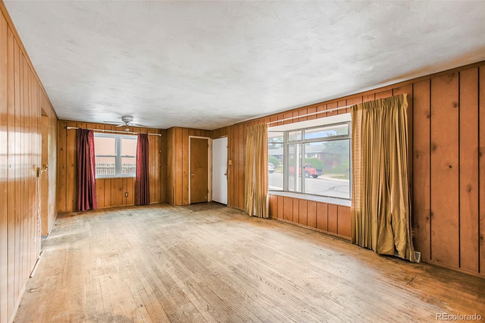 MLS Image #2 for 4259 e fremont avenue,littleton, Colorado