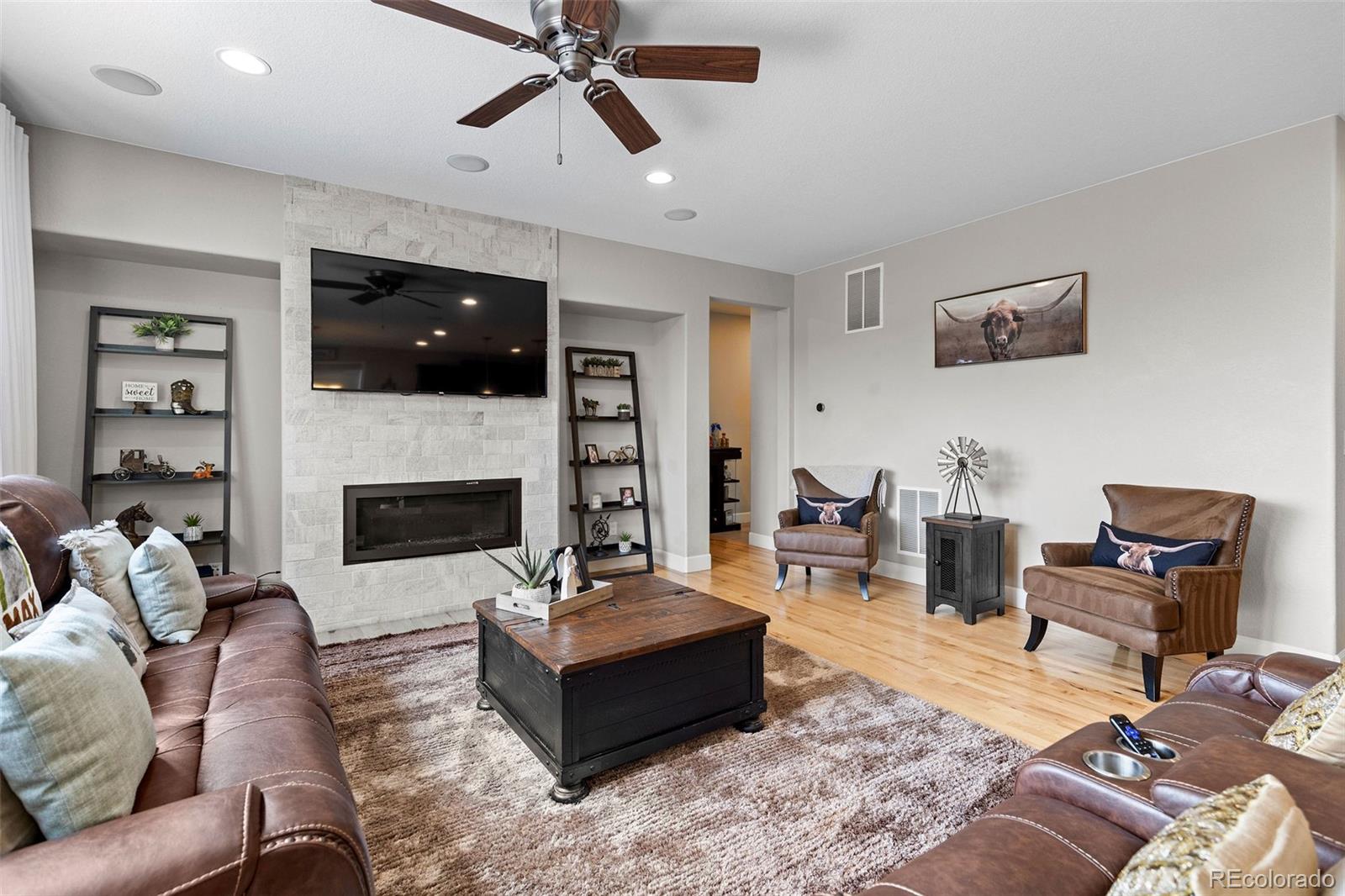 MLS Image #12 for 15924 e 117th avenue,commerce city, Colorado