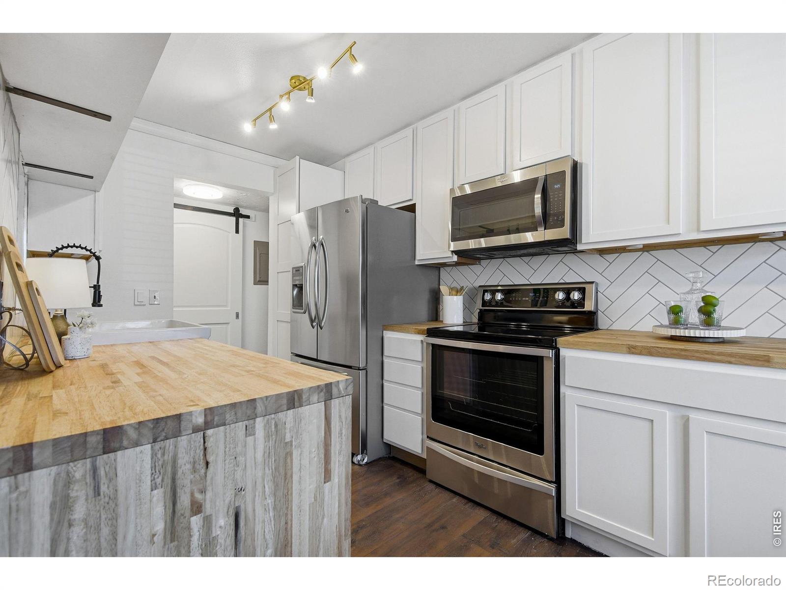 MLS Image #13 for 8100 w quincy avenue,littleton, Colorado