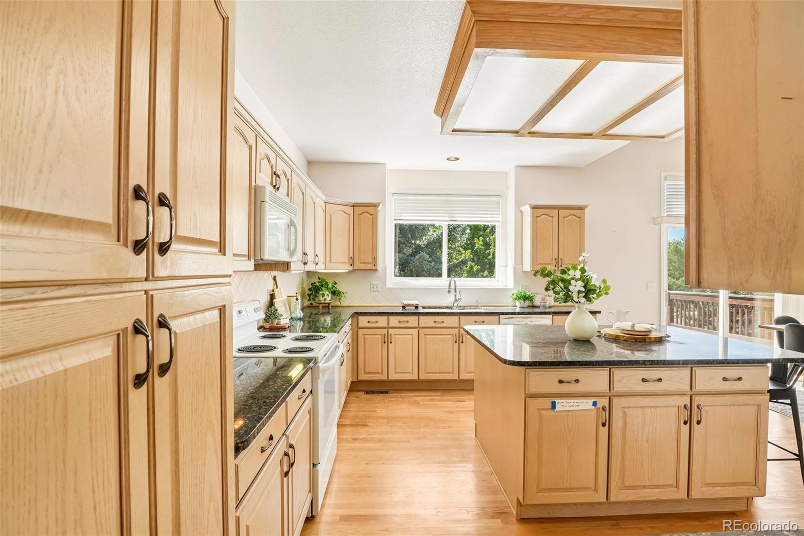MLS Image #6 for 15732 w 72nd circle,arvada, Colorado