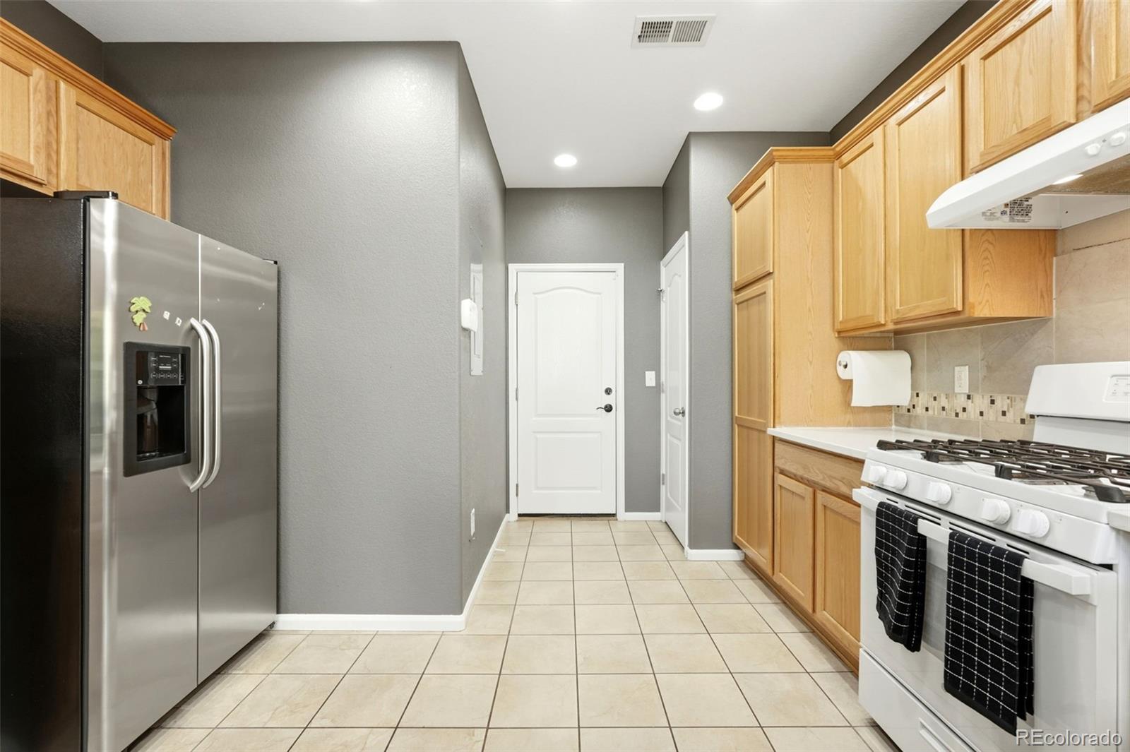 MLS Image #10 for 17938 e 105th avenue,commerce city, Colorado