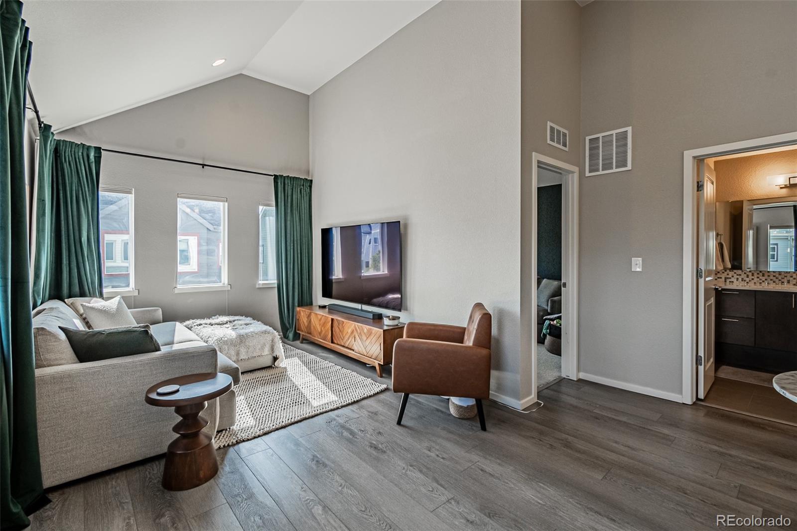MLS Image #12 for 1822 w 66th avenue,denver, Colorado