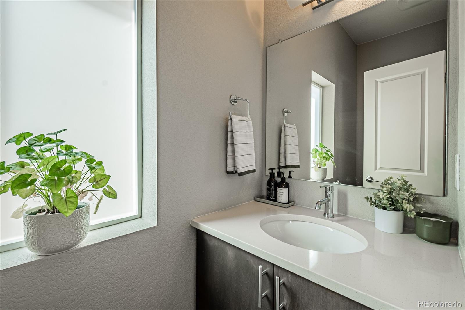 MLS Image #18 for 1822 w 66th avenue,denver, Colorado