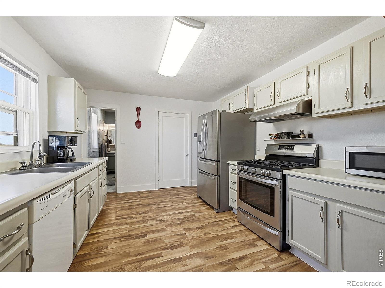 MLS Image #11 for 21081  county road 66 ,greeley, Colorado