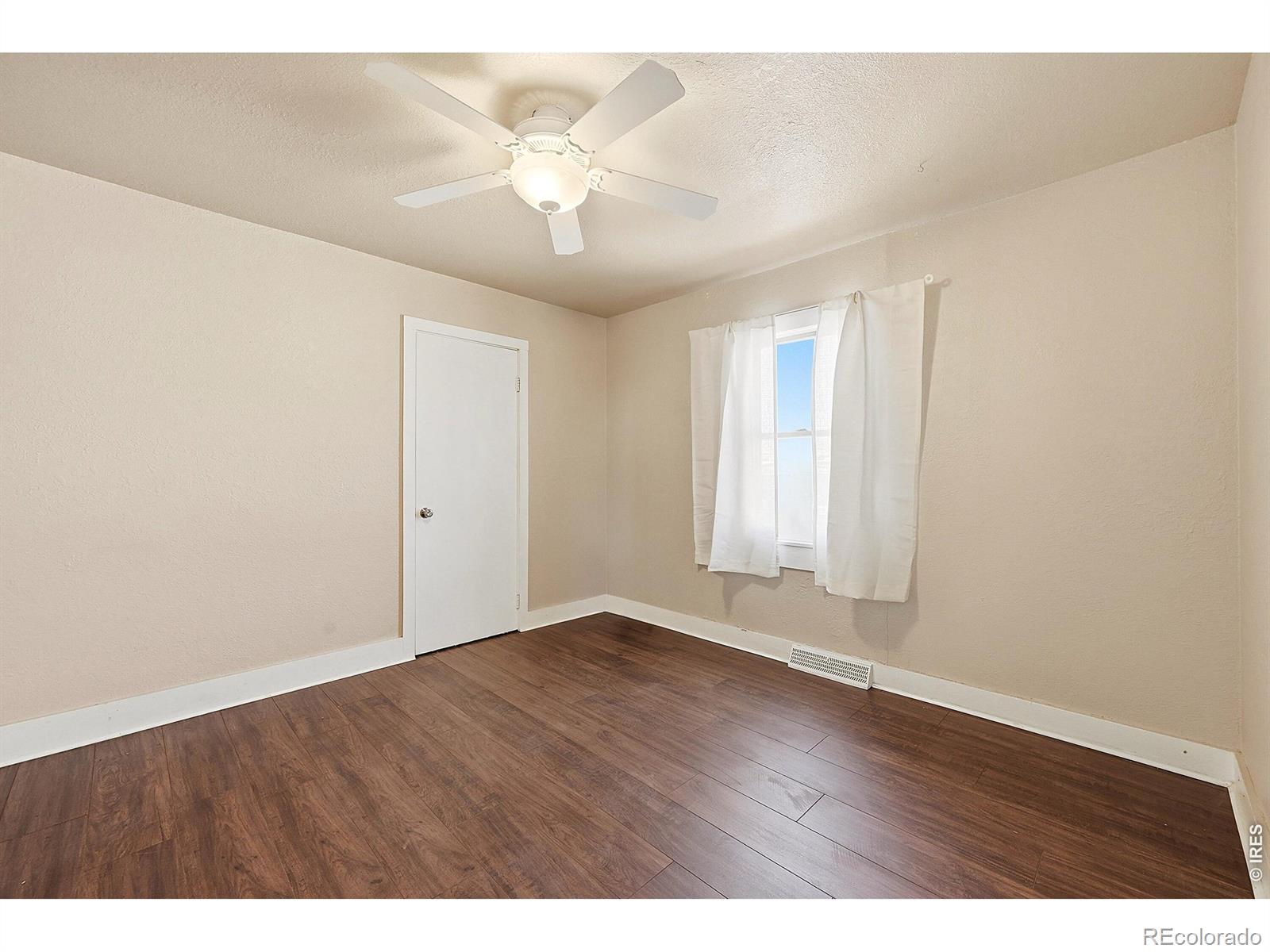 MLS Image #8 for 21081  county road 66 ,greeley, Colorado