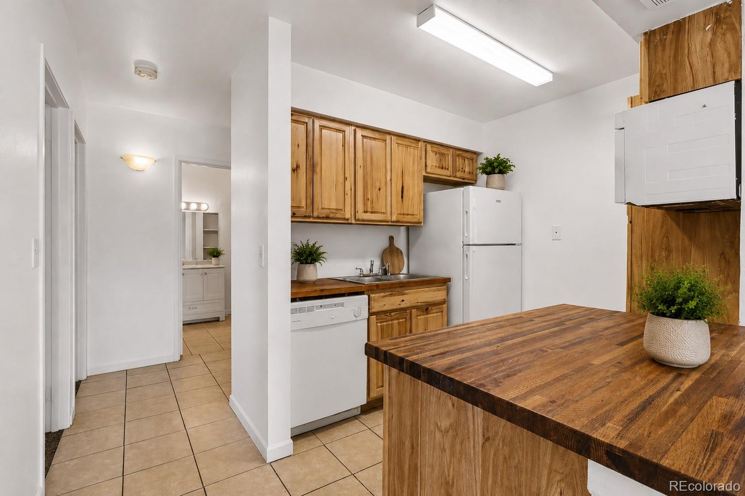 MLS Image #12 for 5995 w hampden avenue,denver, Colorado