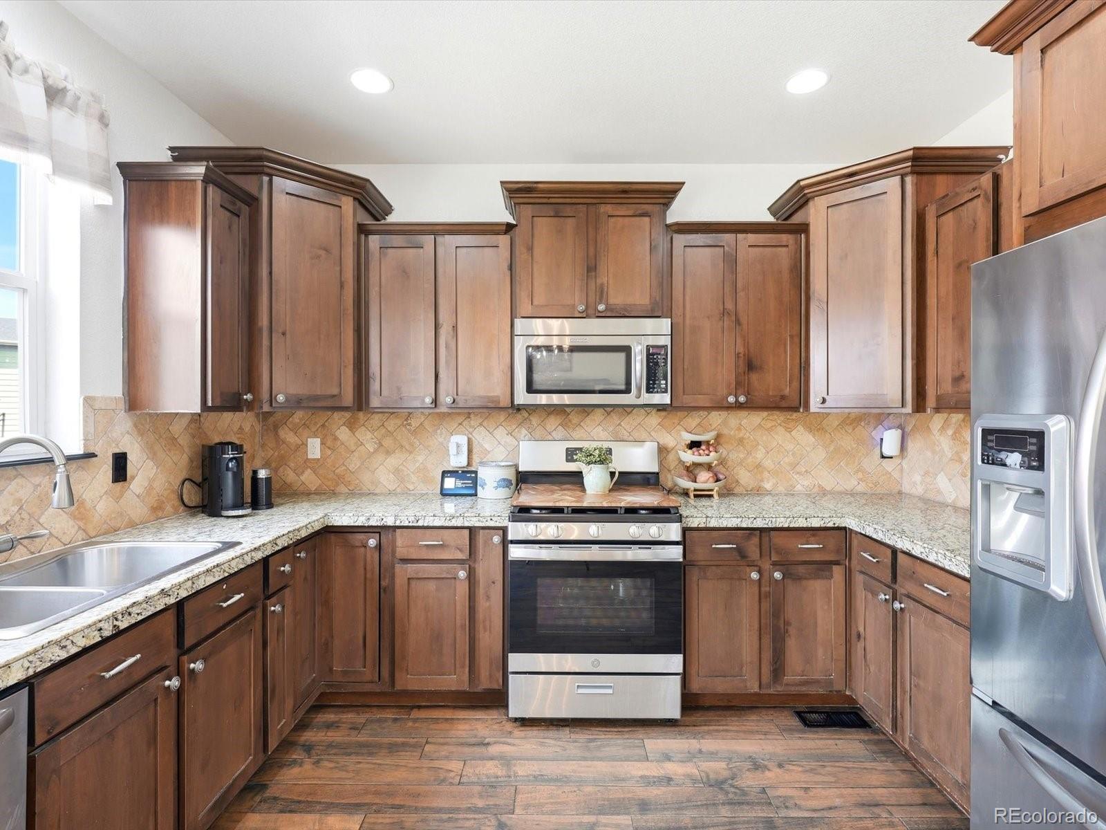 MLS Image #4 for 12713 e 105th place,commerce city, Colorado